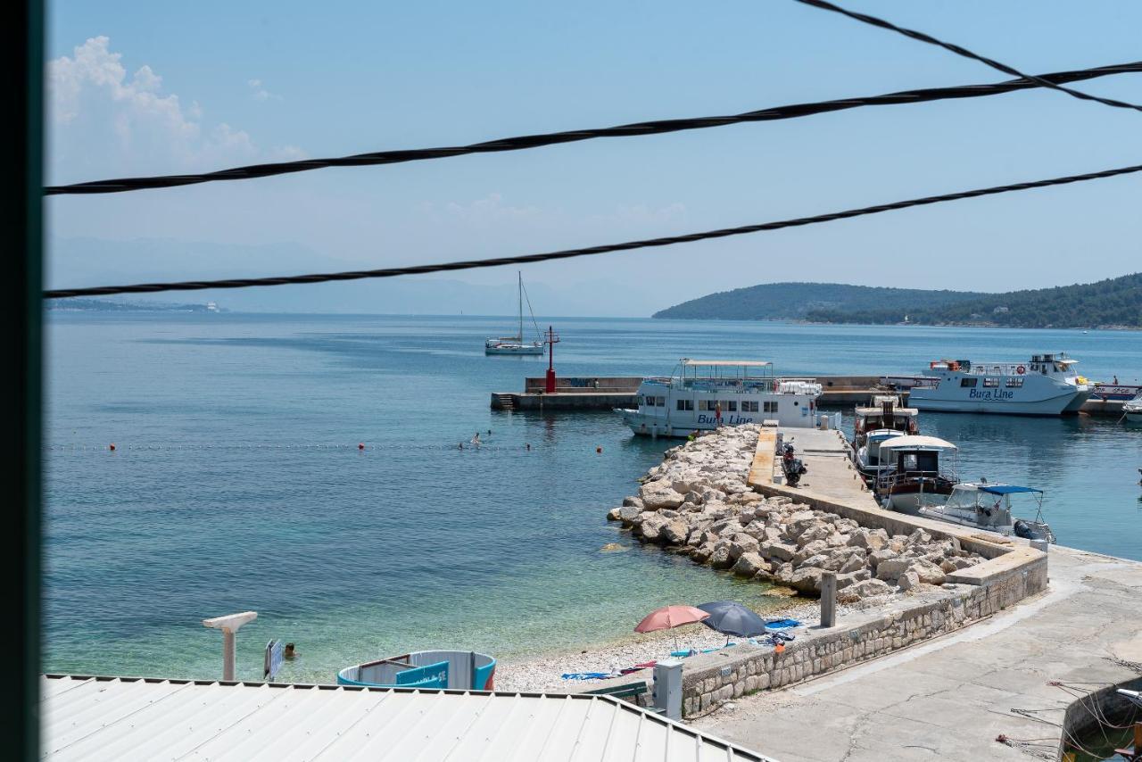 Beach Apartman Marela Slatine Exterior foto