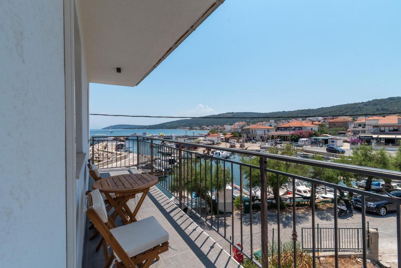 Beach Apartman Marela Slatine Exterior foto