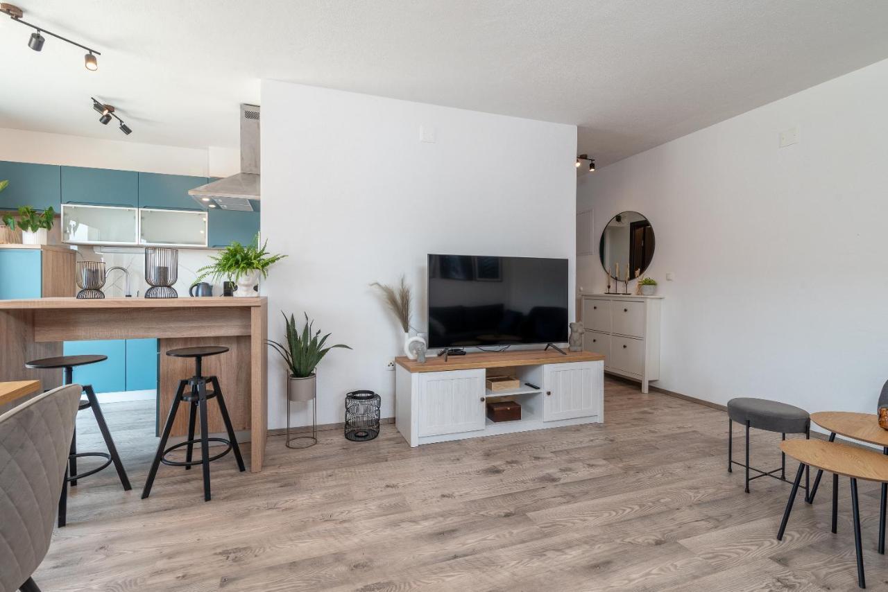 Beach Apartman Marela Slatine Exterior foto
